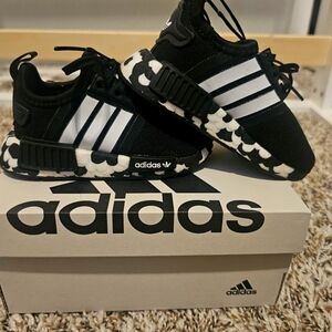 Adidas NMD_R1s size 5C